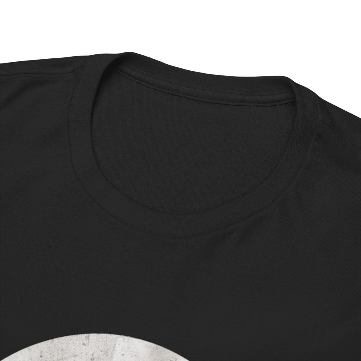 Mountain Sunset Graphic Tee – Nature-Inspired Outdoor Adventure Shirt